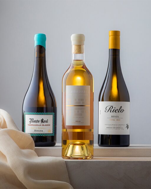 From the tropical-fruit notes of a Tempranillo blanco to the mild acidity of a Viura, the finesse of Rioja’s whites spans far and wide. See it for yourself at our link in bio.