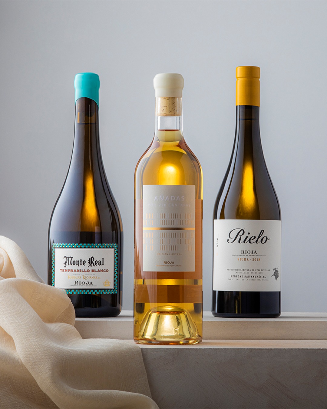 From the tropical-fruit notes of a Tempranillo blanco to the mild acidity of a Viura, the finesse of Rioja’s whites spans far and wide. See it for yourself at our link in bio.