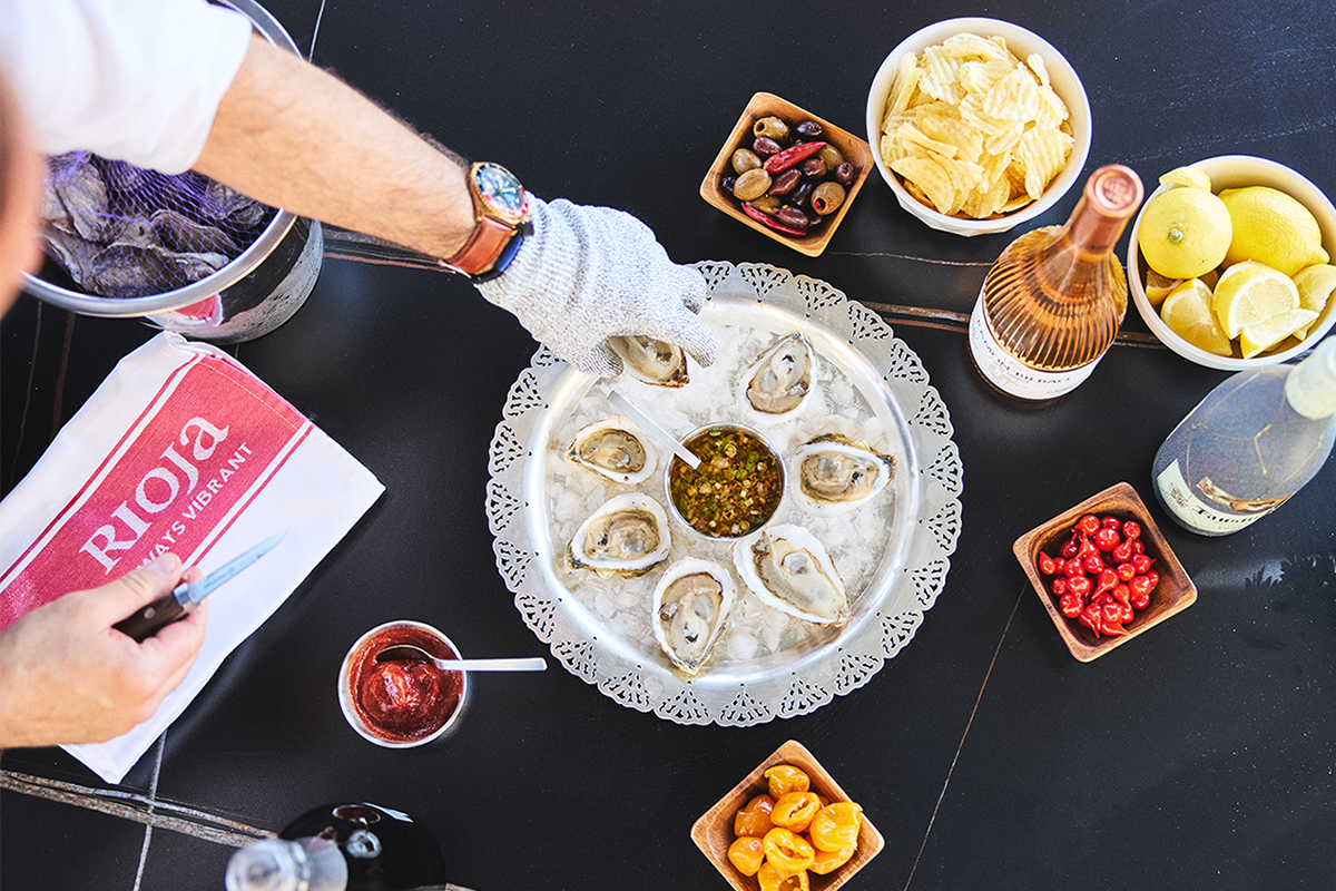 THE IDEAL SIPS FOR OYSTERS